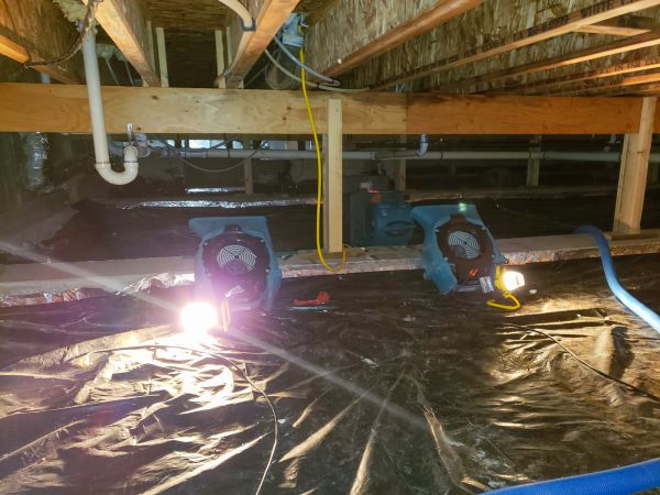 Crawlspace Water Removal in Shawnee